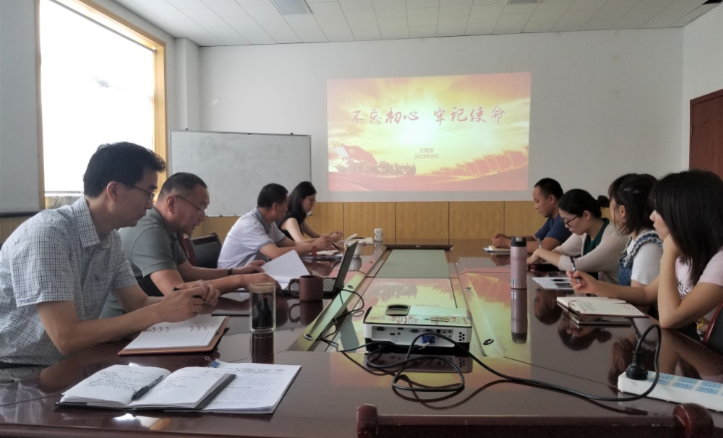 山東影視傳媒集團領導帶頭上專題黨課 推動“不忘初心、牢記使命”主題教育深入扎實開展