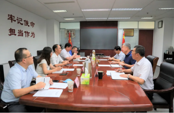 省委宣傳部副部長魏長民帶領部政策法規研究室同志來山影集團調研指導